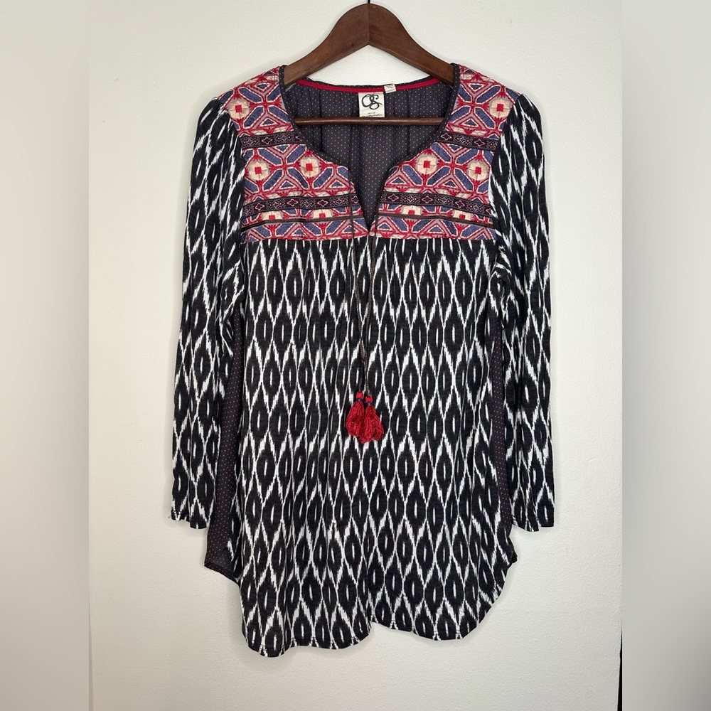 Anthropologie Chic Black and Red Women's Blouse